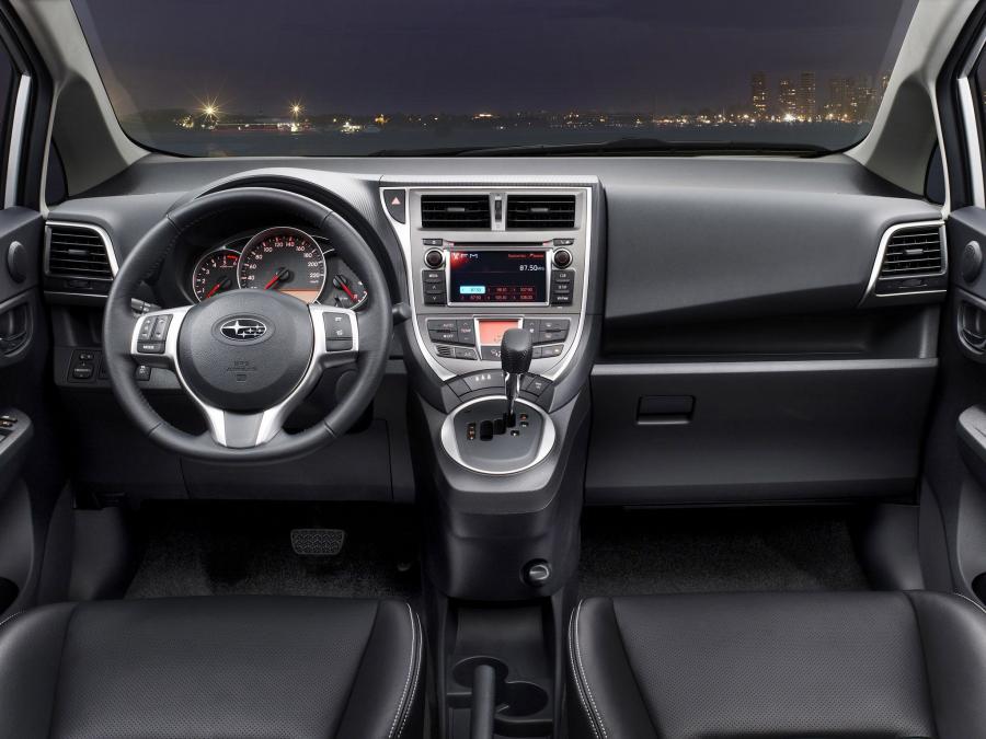  Subaru Trezia 2011 года  (EU) (фото 3 из 9)